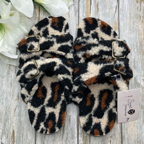 Fuzzy Leopard 2 Band Luxe Step In Comfy Indoor Outdoor Sandals Slippers Shoes 7 - Picture 1 of 9